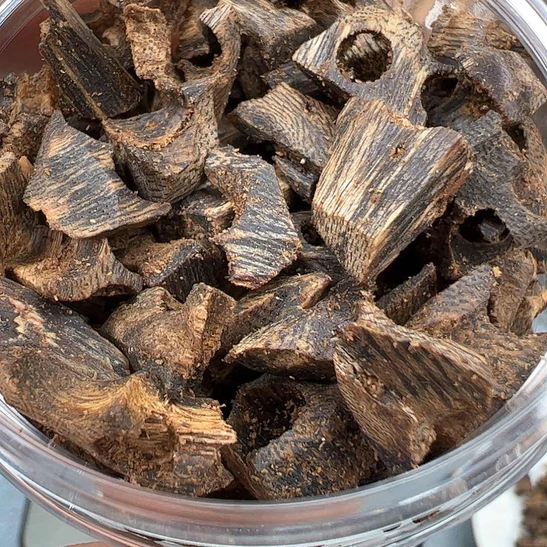 沉香木手把件奇楠黑棋边角老料20克