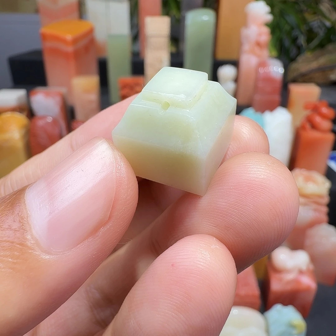 老挝石印石覆斗纽