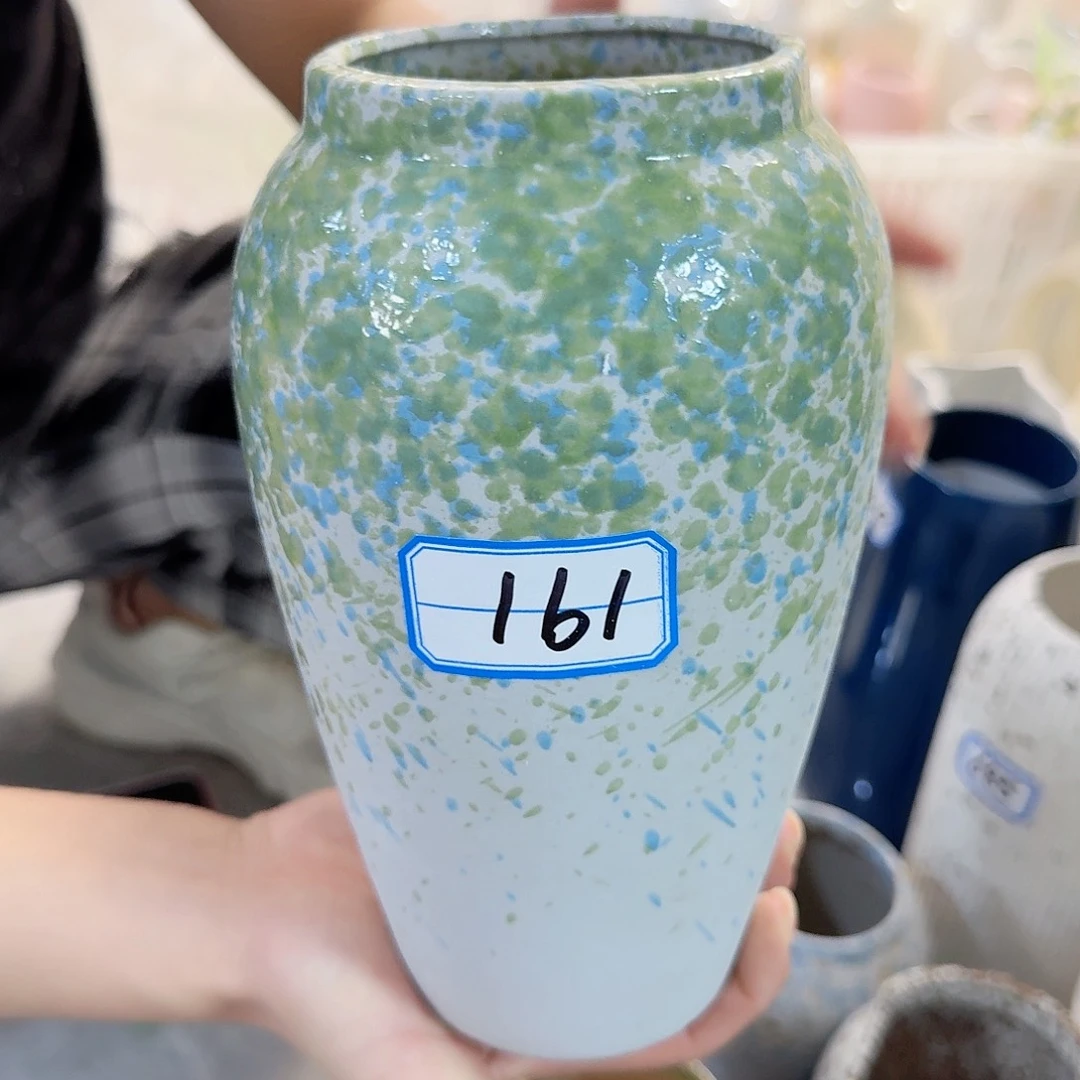 161号陶瓷有孔微瑕