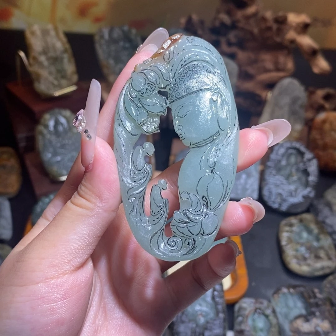 定制翡翠未镶嵌秋***意