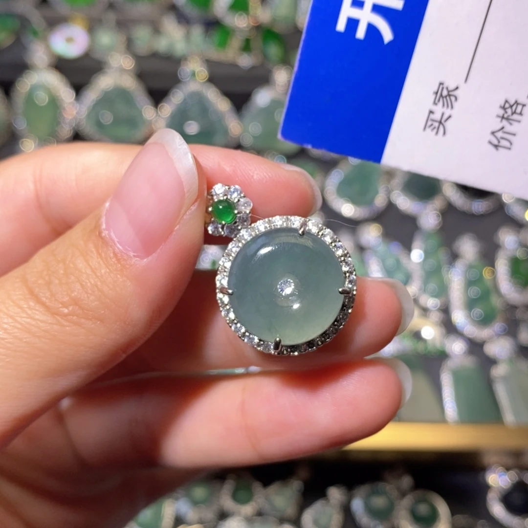 翡翠未镶嵌颈饰天然