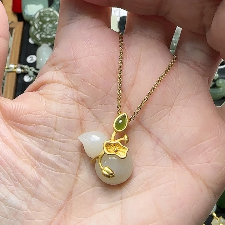 颈饰银S925镶嵌和田玉