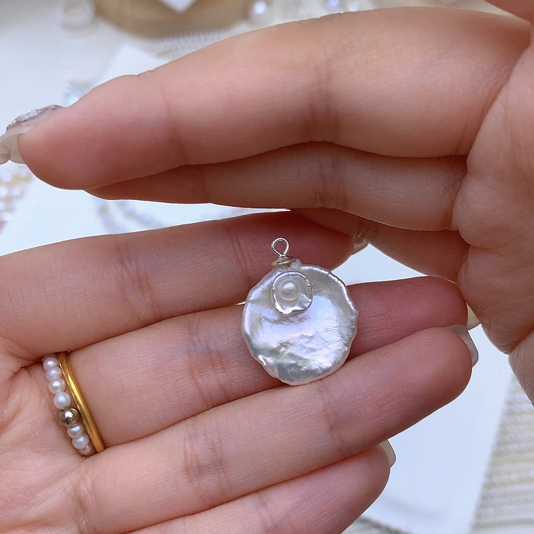 银S925镶嵌耳饰淡水珍珠