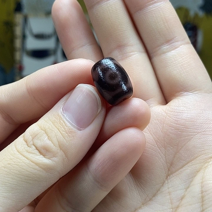 玛瑙/玉髓散珠三眼