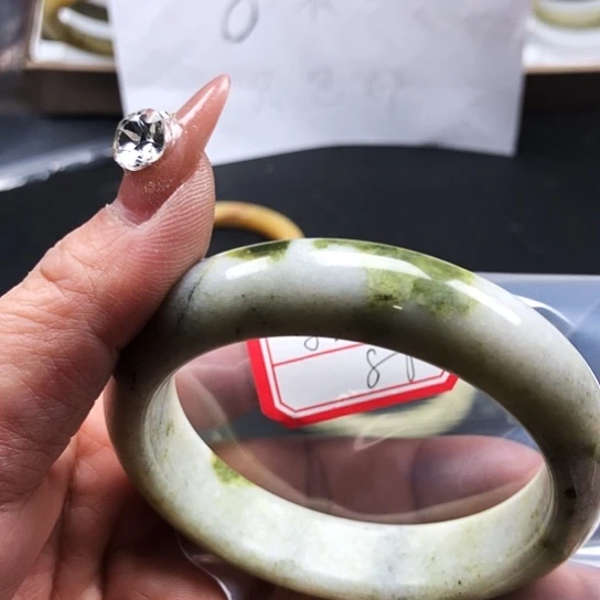 蛇纹石玉手镯未镶嵌?*?