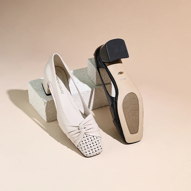 圣琳妃/3CM/羊皮法式方头镂空浅口低跟单鞋粗跟时尚凉鞋D20227