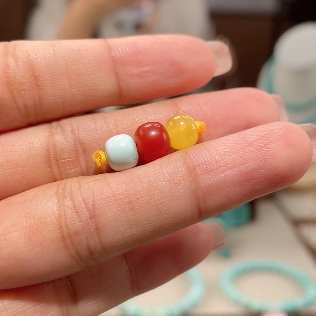 南红玛瑙未镶嵌红绿灯