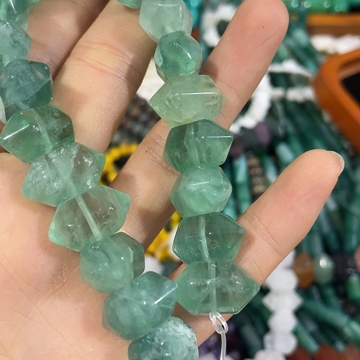 合金玛瑙/玉髓珠宝半成品20个绿营两头尖