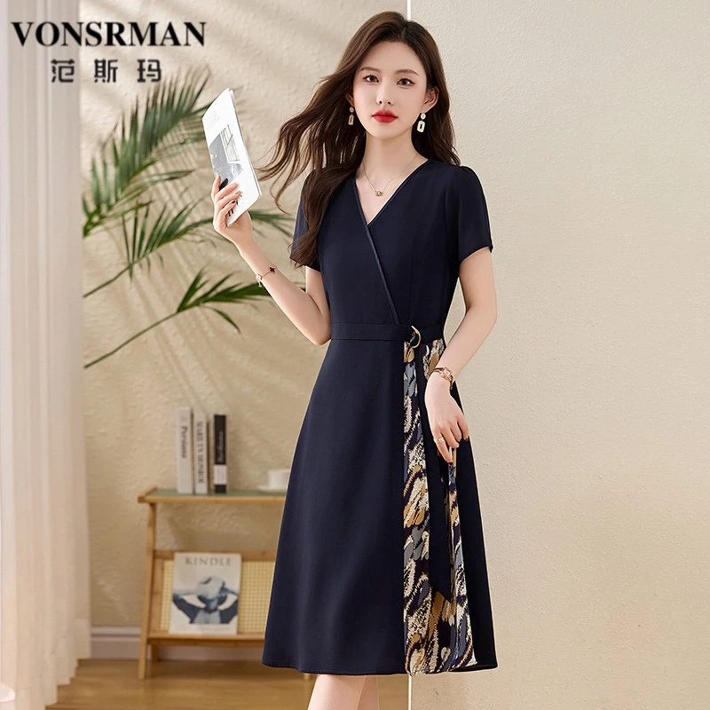 时尚V领印花撞色连衣裙小个子中长款D字扣腰带显瘦裙子优雅长裙
