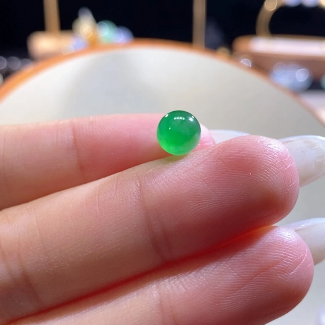 翡翠未镶嵌吊坠(不含链)翡翠冰绿珠卡7m