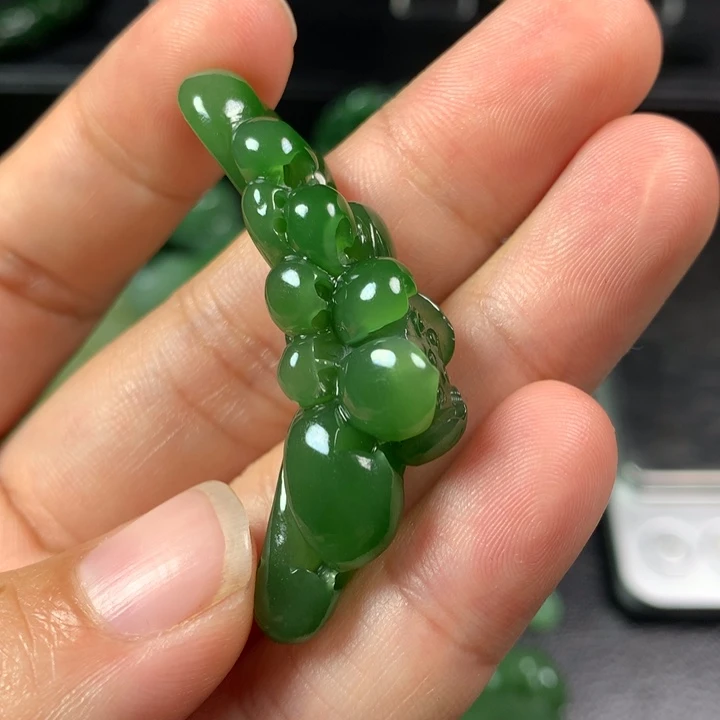 素***朴颈饰未镶嵌和田玉