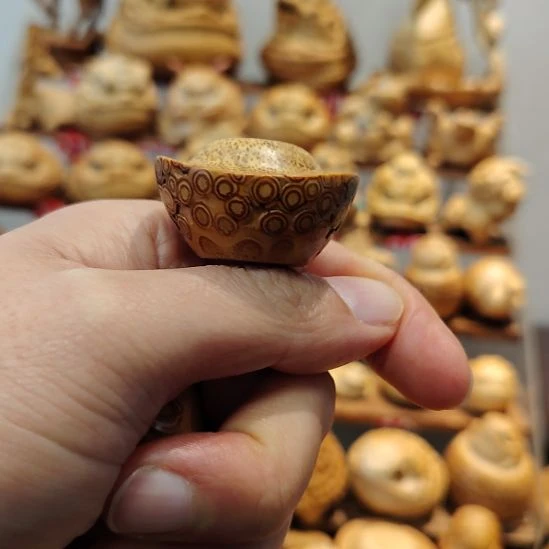 虾***米竹竹根雕元宝手把件