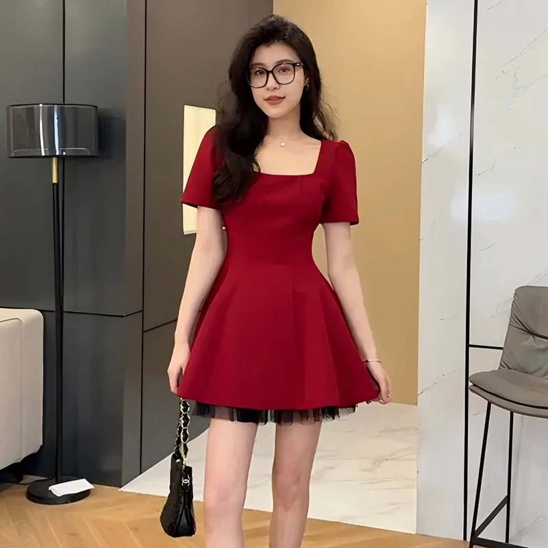 【两件套】明媚耀眼赫本红气质显瘦辣妹微蓬连衣裙D1256