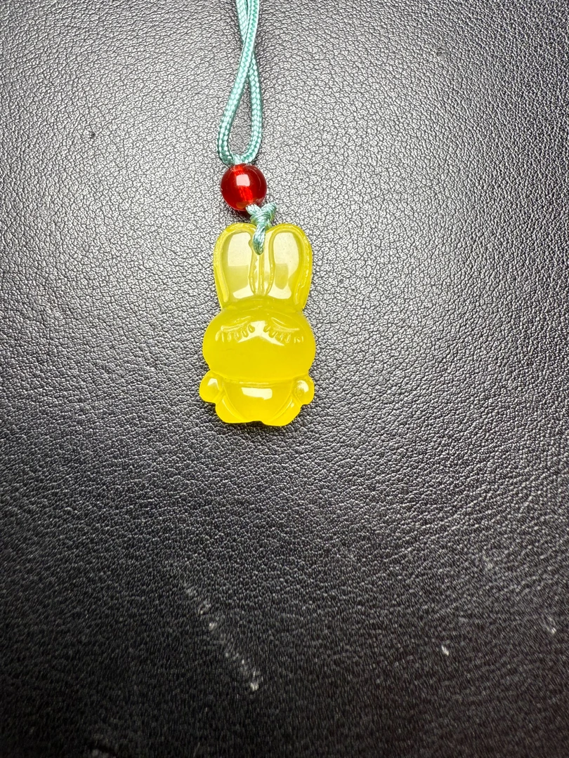 玉怀珠宝店-新人福利-玛瑙黄色小兔ys258