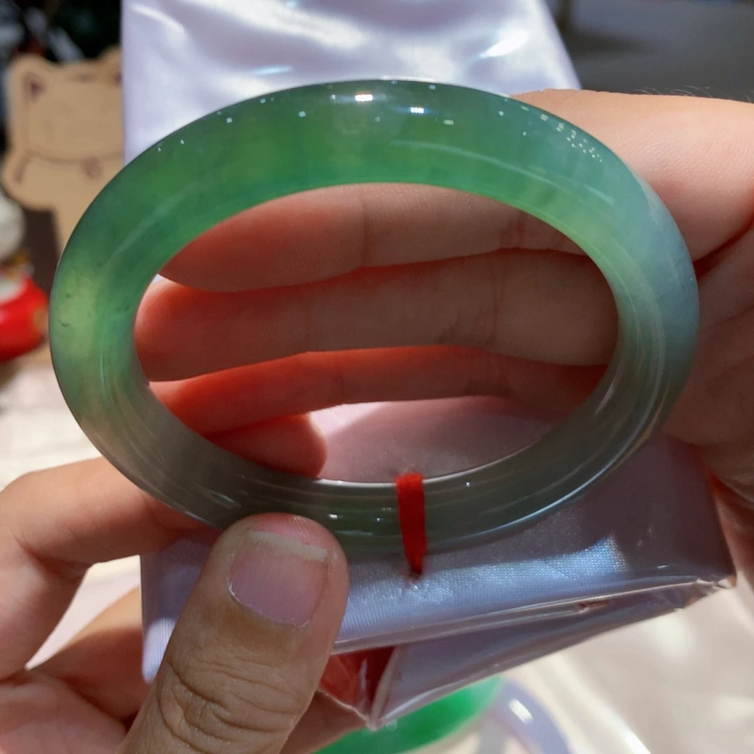 翡翠未镶嵌手镯9号