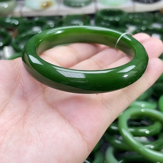 和田玉（碧玉）手镯未镶嵌