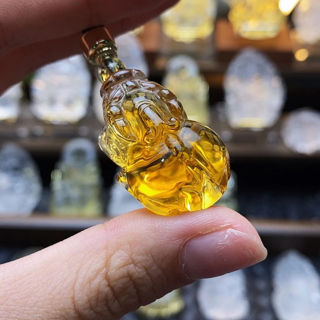 吊坠(赠链)未镶嵌水晶