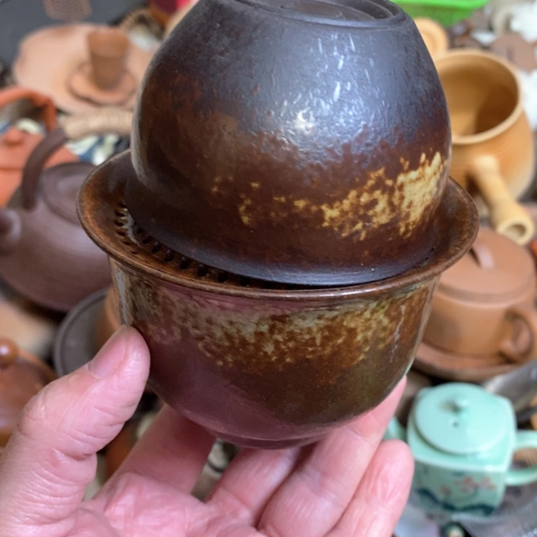 盖碗冲泡的咖啡和平