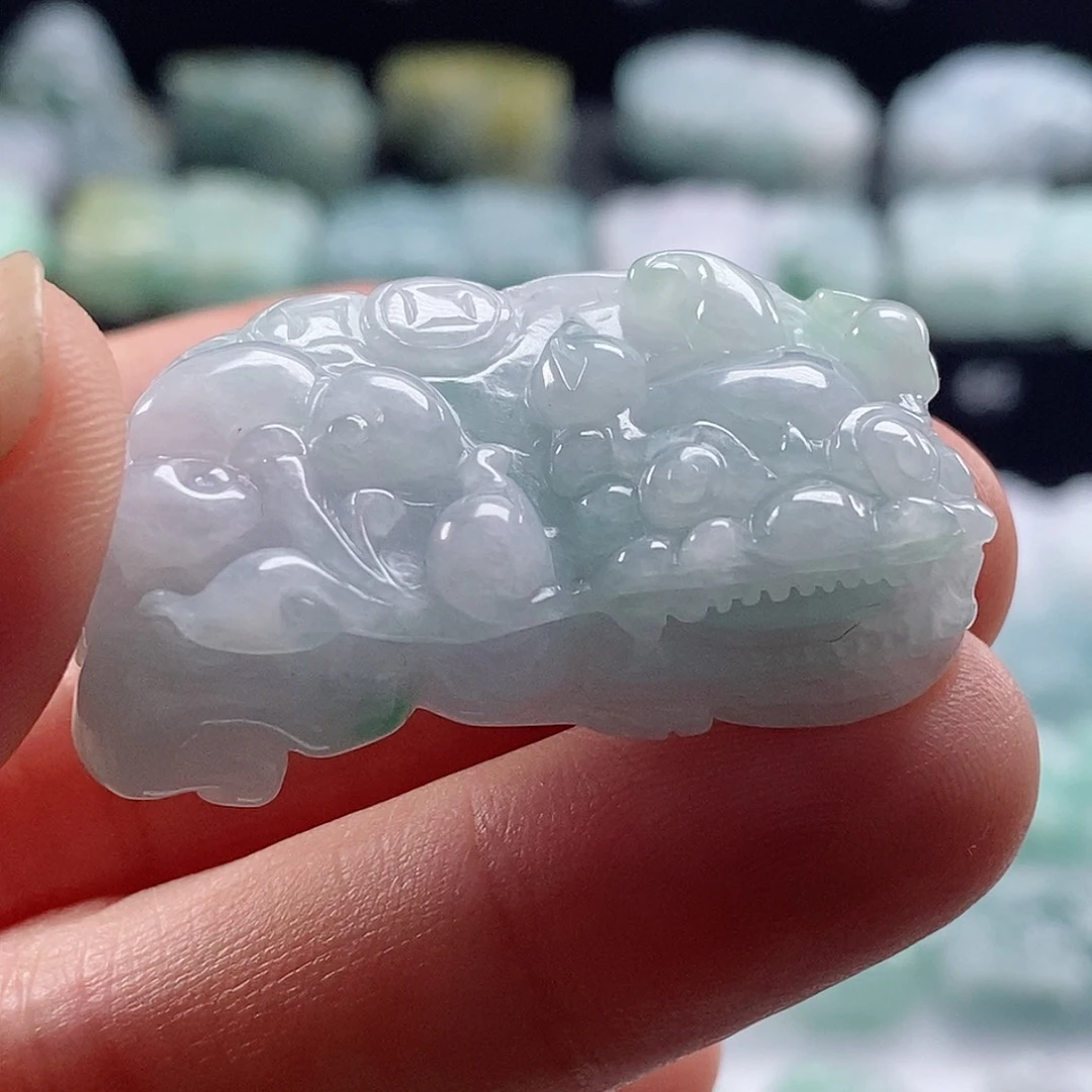 颈饰未镶嵌翡翠翡翠貔貅