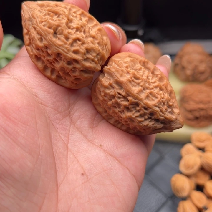 赵****把件文玩核桃沈鸡全品