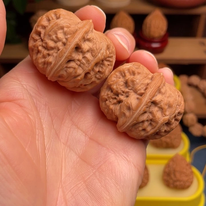 文玩核桃把件元宝41