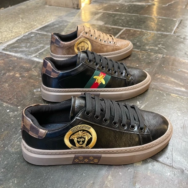 欧洲站（单棉）新款小蜜蜂皮革低帮平跟网红同款英伦风潮流板鞋黑色