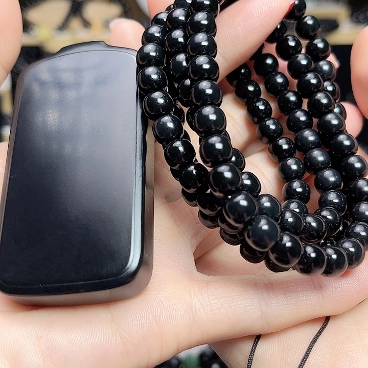 和田玉手链未镶嵌老****1无事牌。卡8老型高货