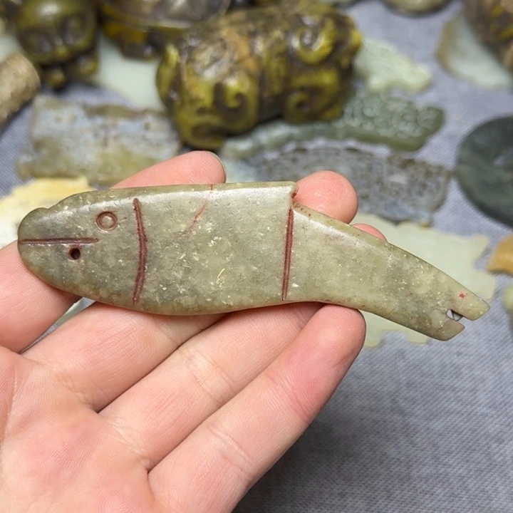 和田玉未镶嵌颈饰25