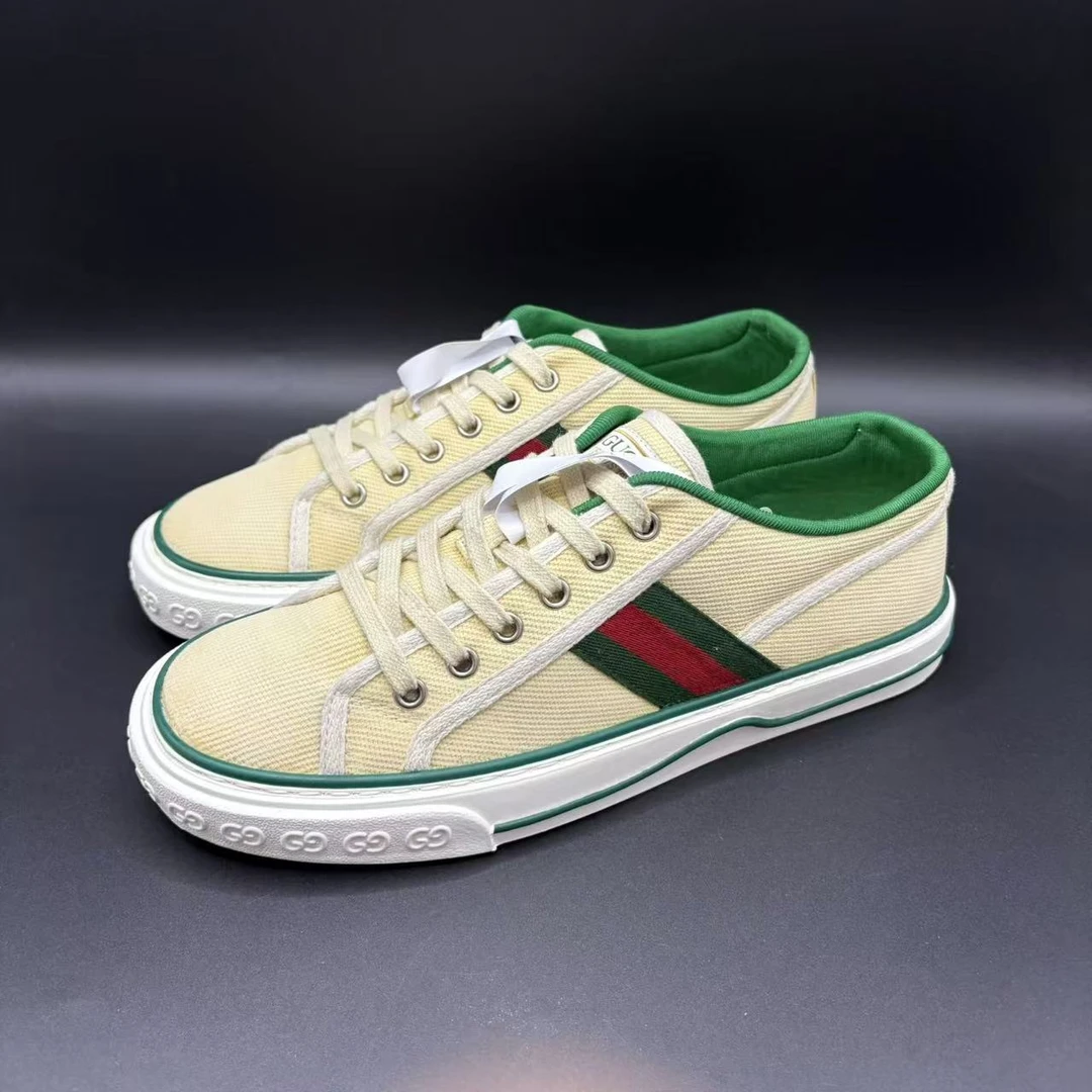95新 GUCCI/古驰 男士淡黄色1977系列休闲百搭舒适板鞋 多尺码