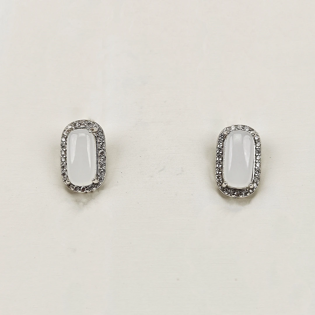 S925白银镶和田玉无事牌耳钉时尚国风耳饰国潮款