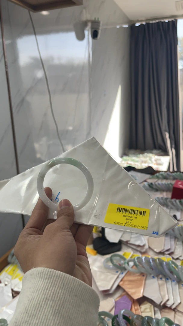 纯天然缅甸翡翠A货买断
