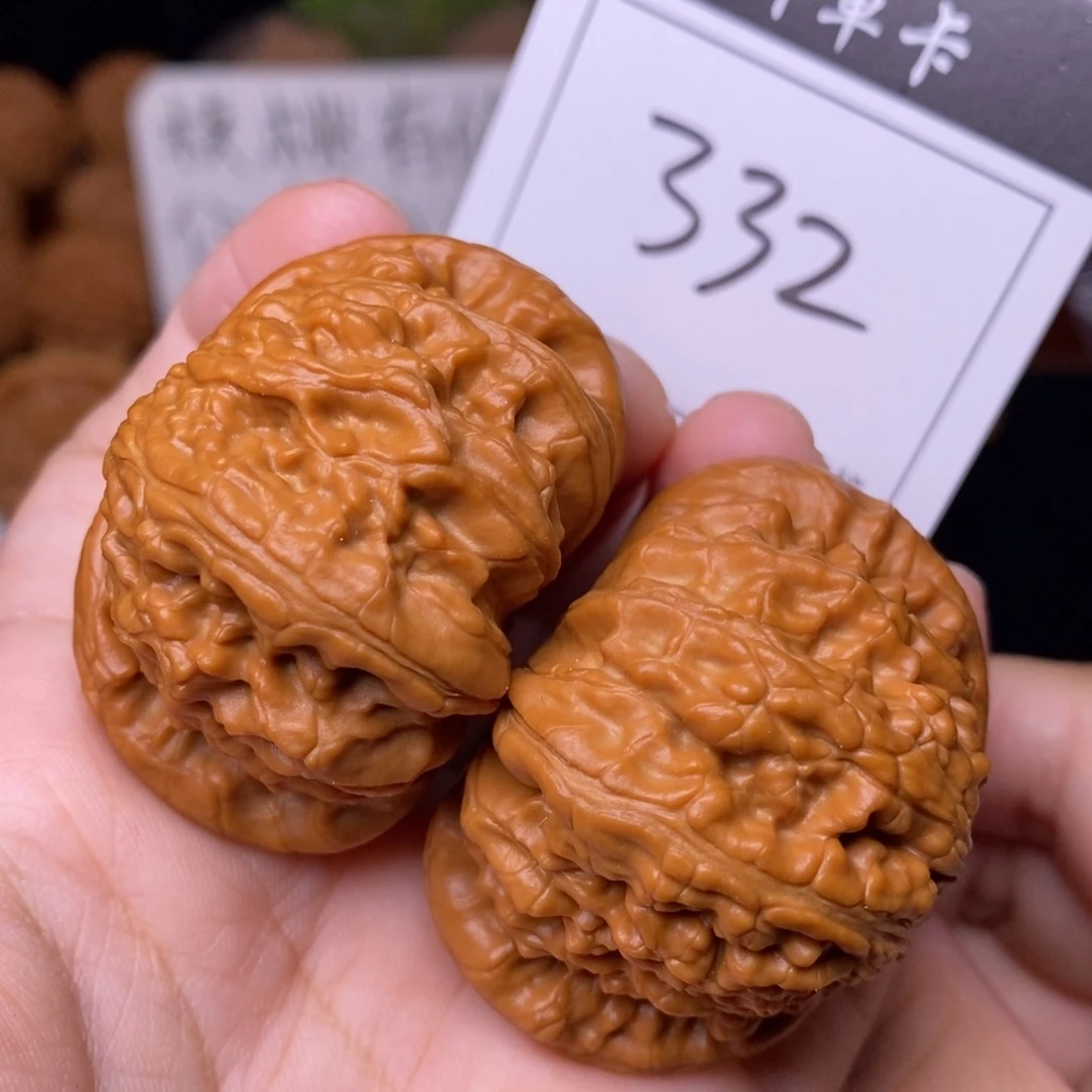 把件文玩核桃332闷尖白狮子头4.7