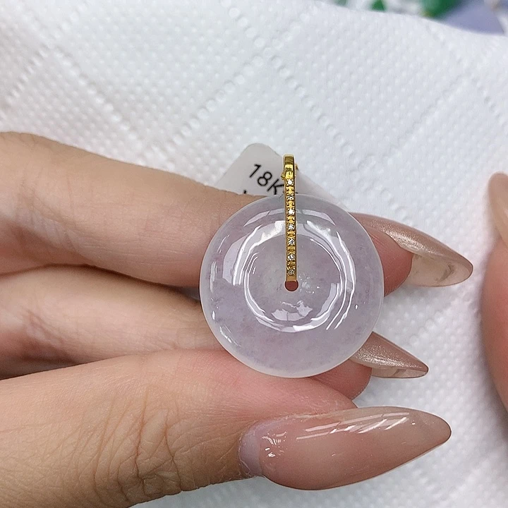 颈饰18K金镶嵌翡翠