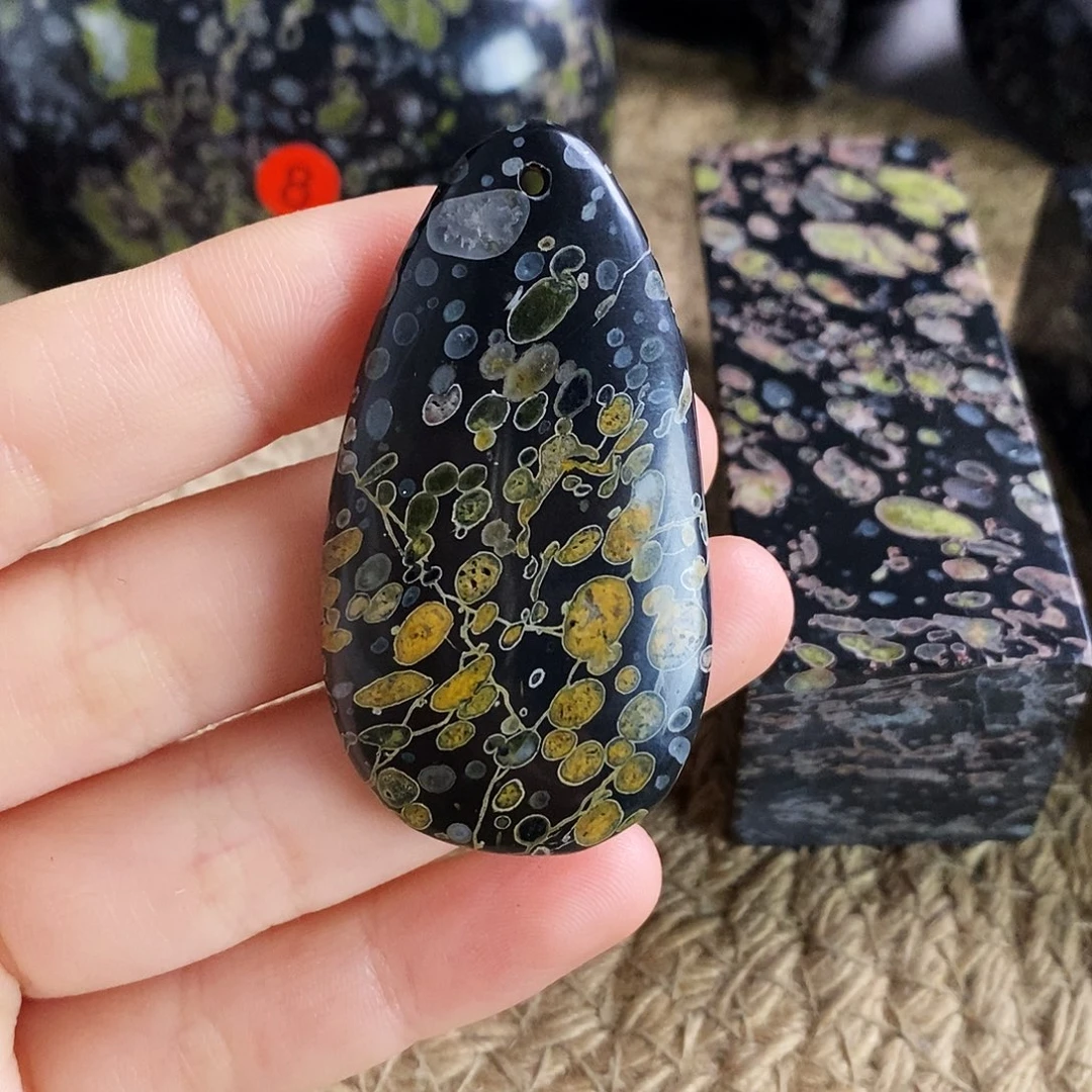 奢上奢精品梅花玉