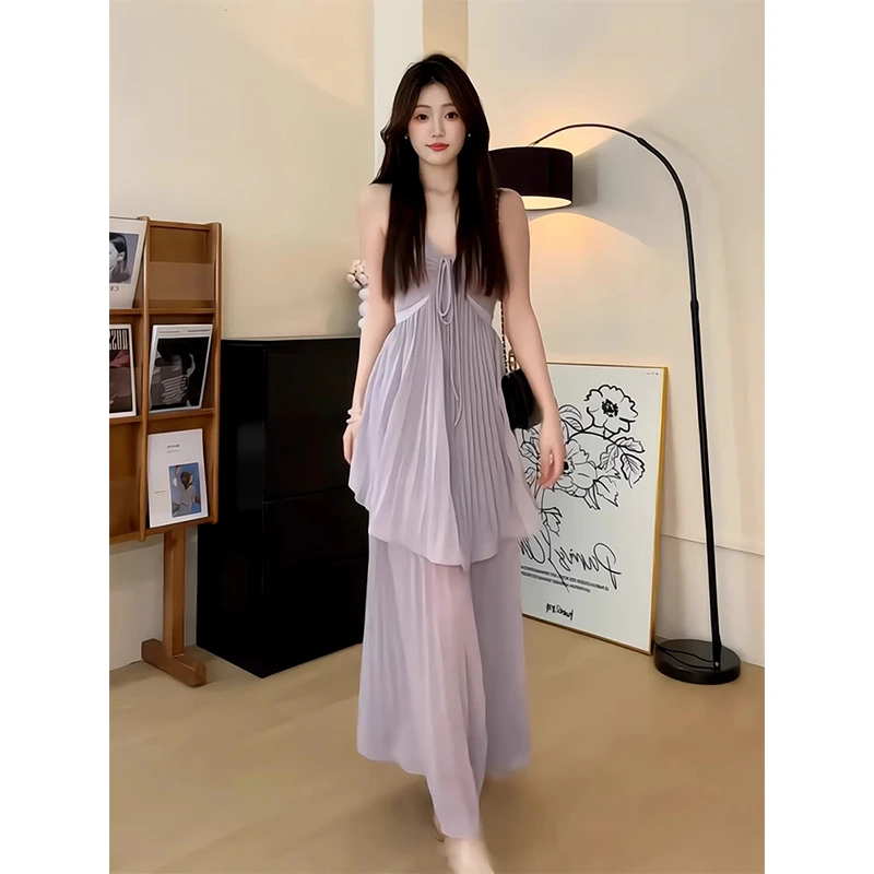 夏季新款仙女范法式甜辣假两件V领吊带连衣裙纯欲气质无袖长裙子