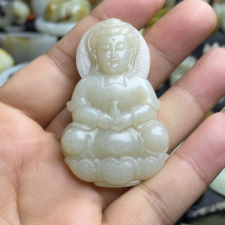 颈饰未镶嵌和田玉