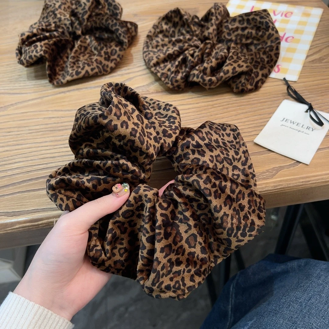 氛围感丝绒豹纹发圈秋冬新款发绳扎头气质马尾头绳显发量发圈