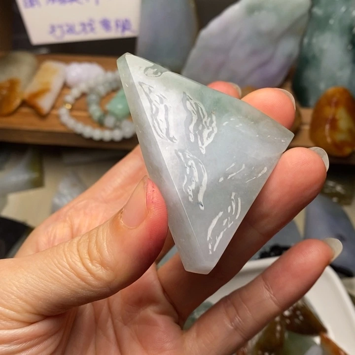 翡翠未镶嵌颈饰天然