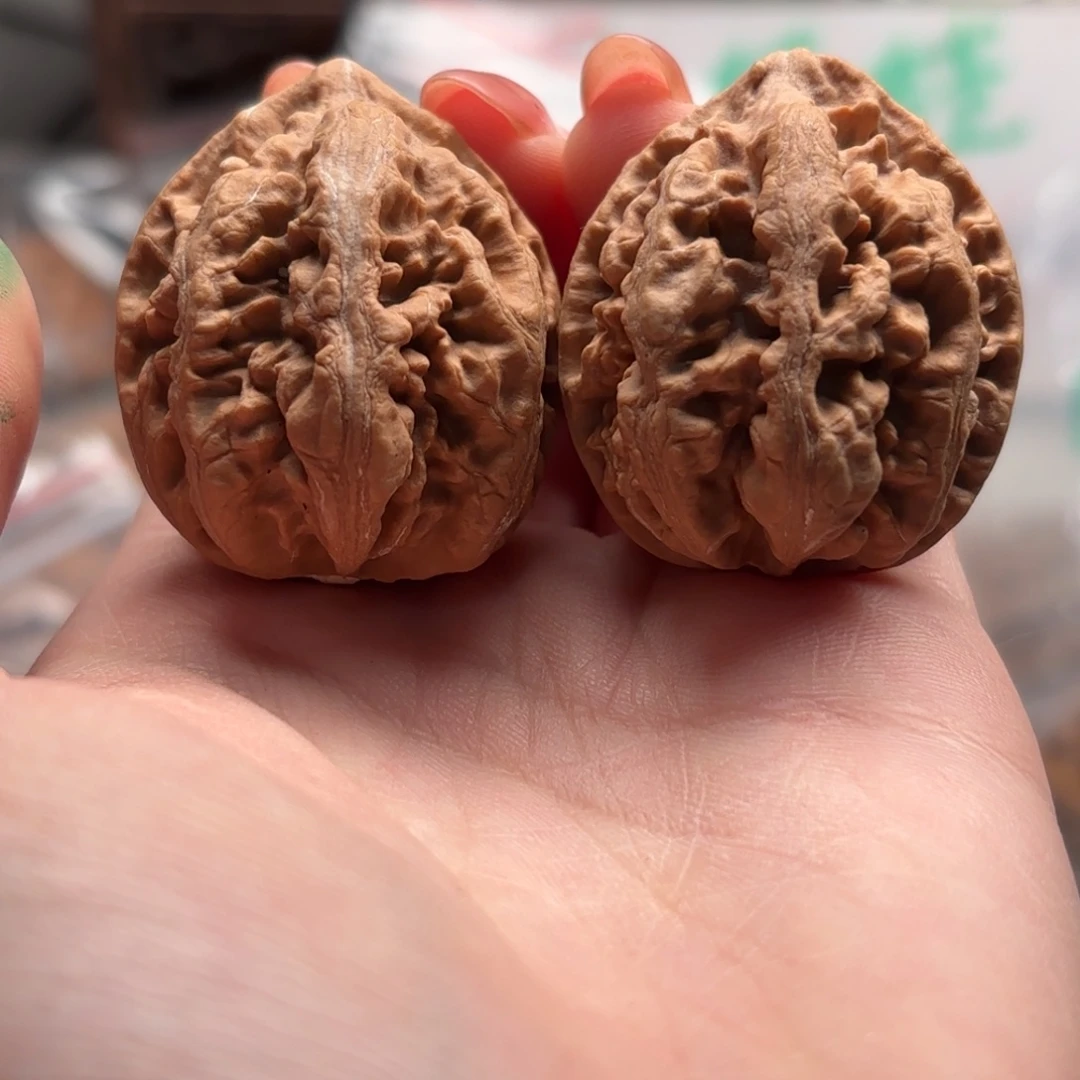 文玩核桃把件小蛙磕132