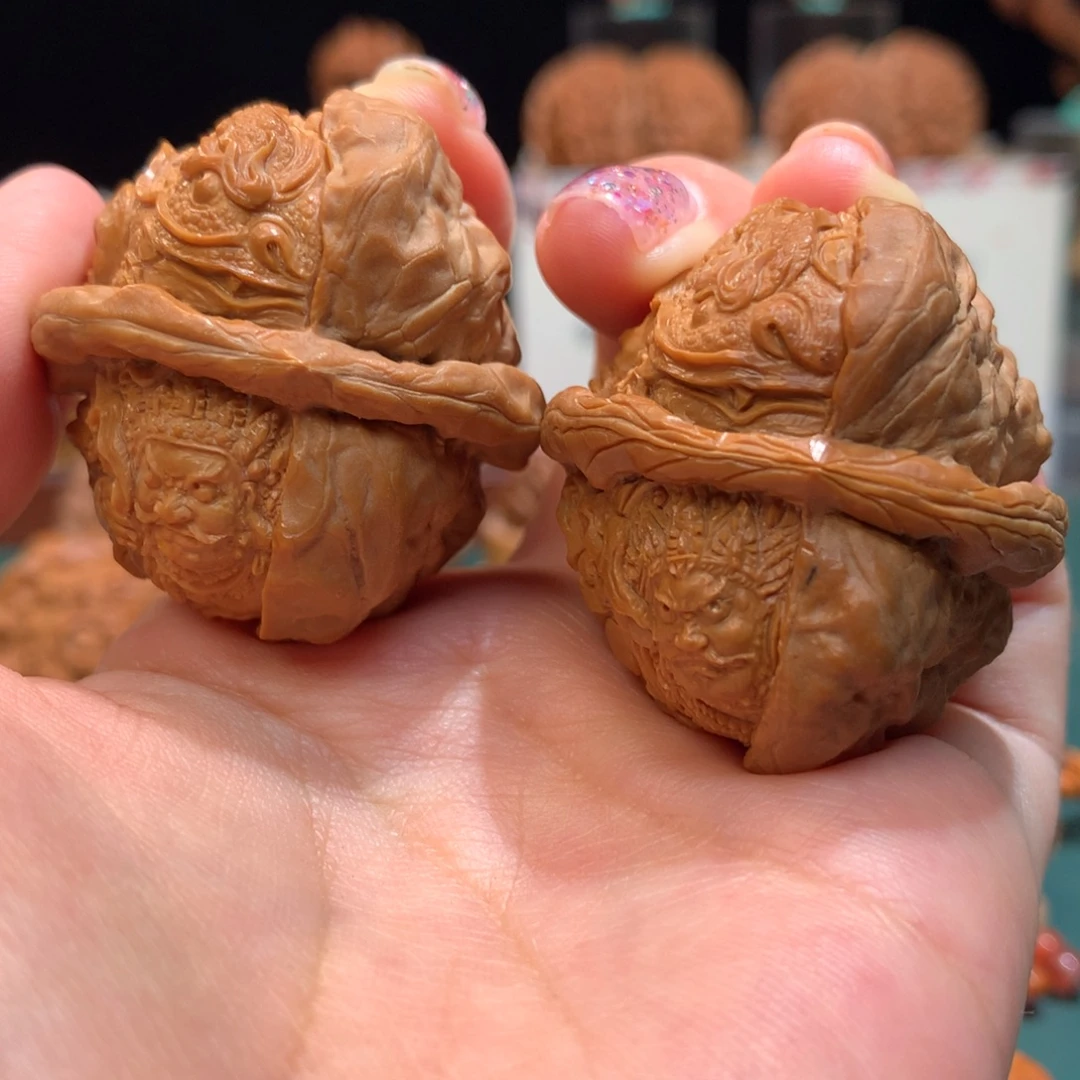 把件文玩核桃-黄财神金蟾