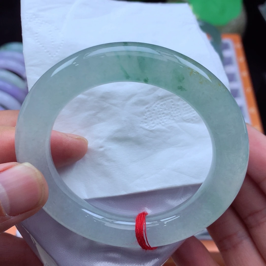 翡翠手镯未镶嵌缅甸翡翠