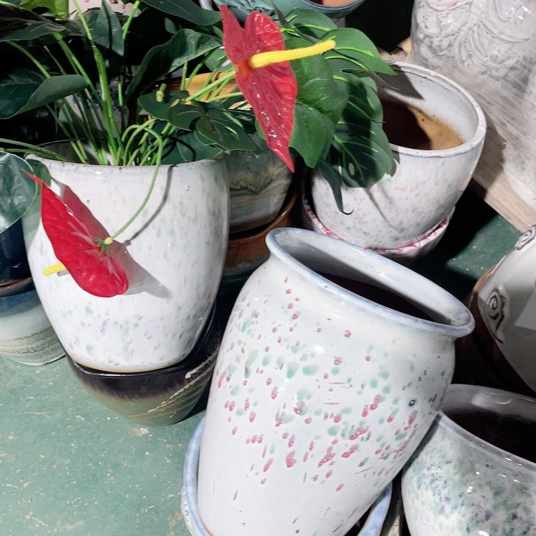 红陶瑕疵颜色上了两个