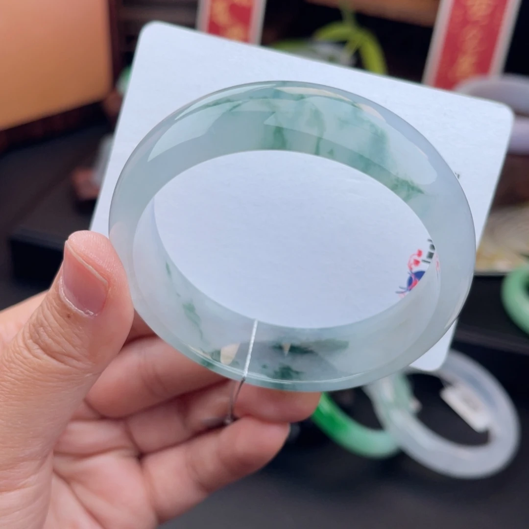 未镶嵌手镯翡翠轮胎飘花