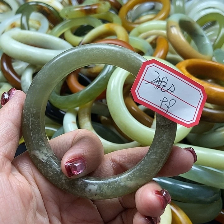 蛇纹石玉手镯未镶嵌雅*