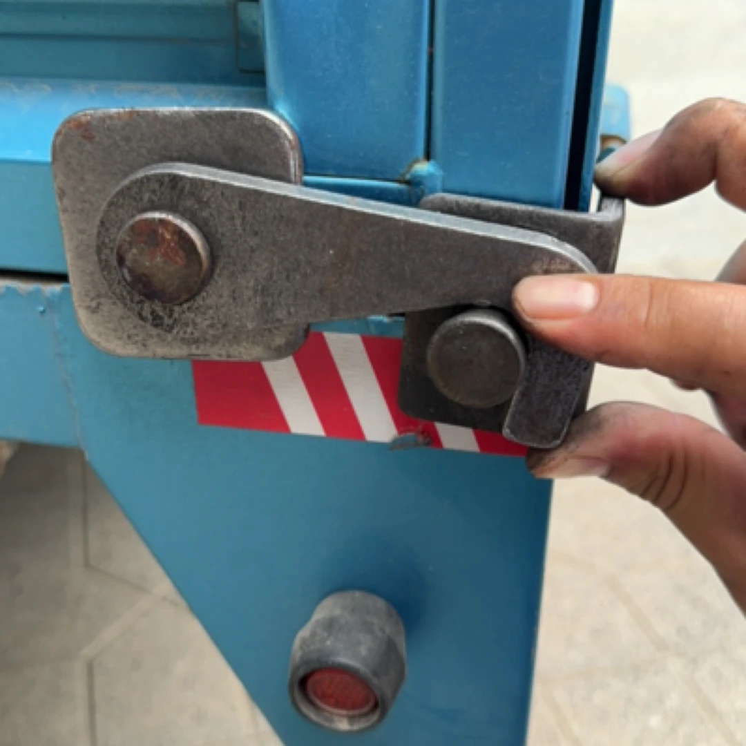 农用三轮车后车门改装自卸安全钩加厚耐用保险钩