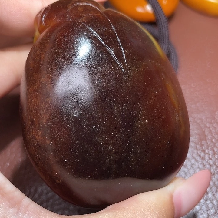 阳***光和田玉未镶嵌颈饰