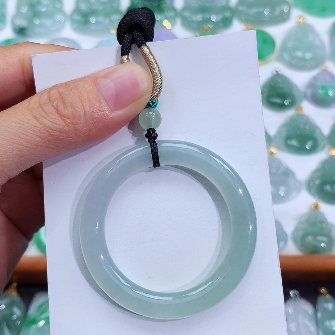 翡翠未镶嵌颈饰翡翠吊坠