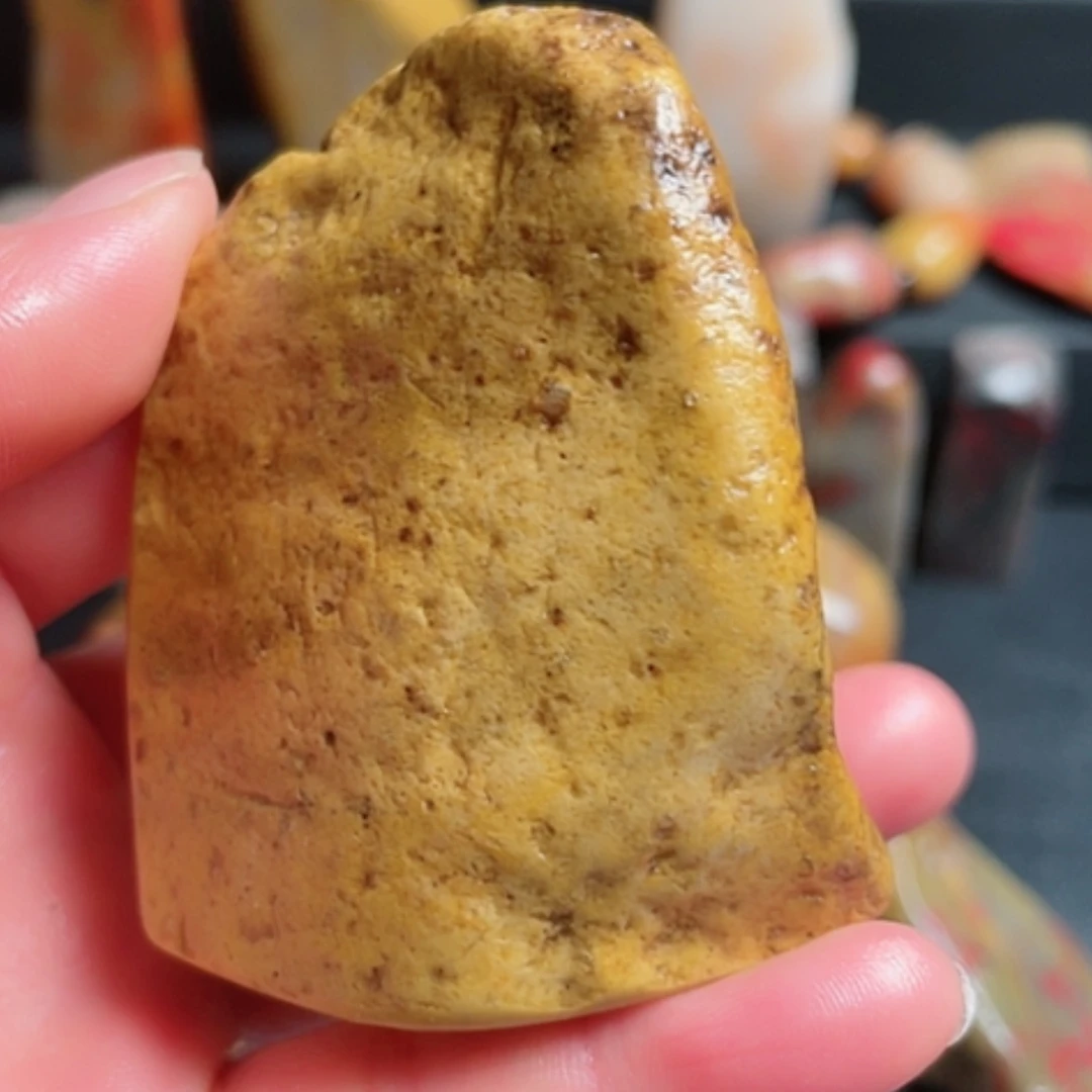 【闪购商品】昌化石天*沙昌化田黄石