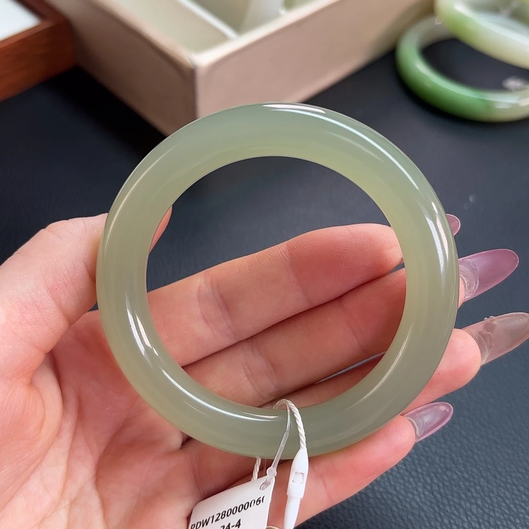 和田玉未镶嵌手镯【圆条葡萄肉 胶质感满满】