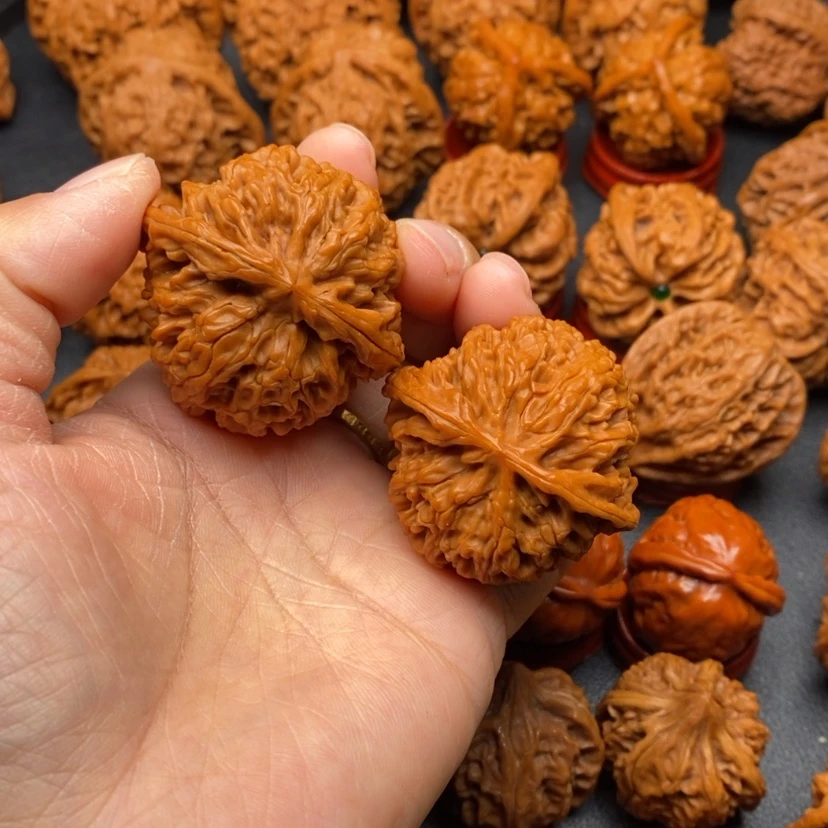 【闪购商品】文玩核桃把件42苹果园